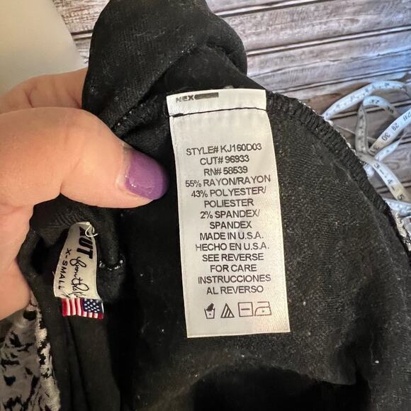 KUT from the Kloth Sweater wrap XS X small - Picture 6 of 6